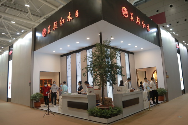 美聯紅木深圳家具展展館極具東方特色